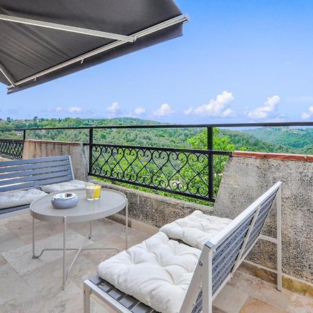 Awesome Apartment In Saint-Jeannet With Kitchen Saint-Jeannet (Alpes-Maritimes) Exterior foto